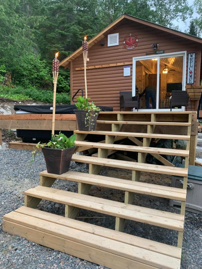 Muskie Bay Resort Nestor Falls Bagian luar foto